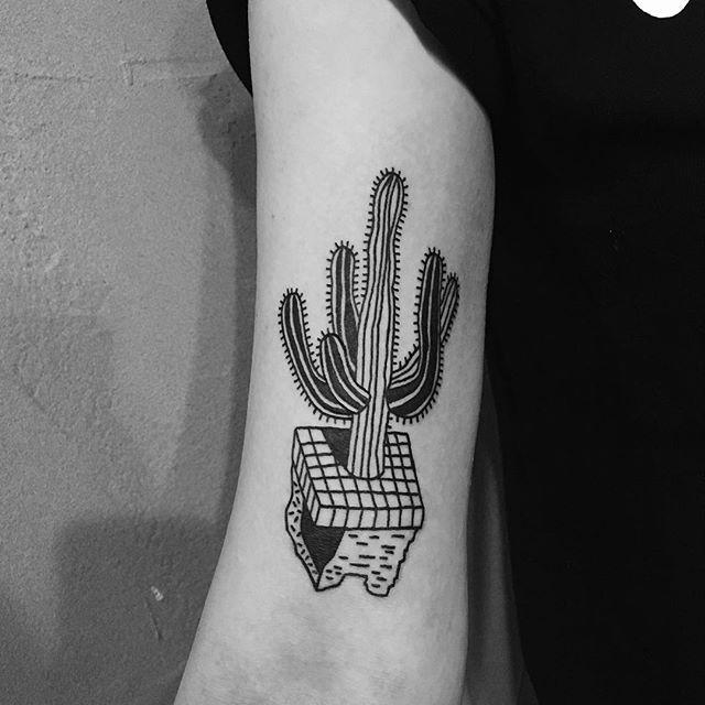 Arm Mann Tattoo 153