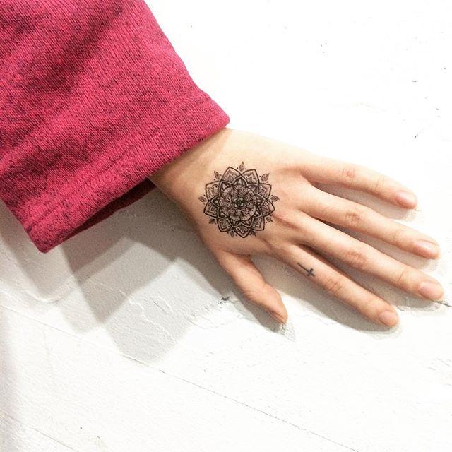 Mandala Tattoo 125