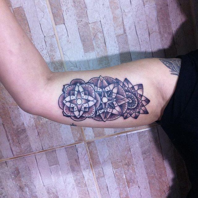 Mandala Tattoo 85