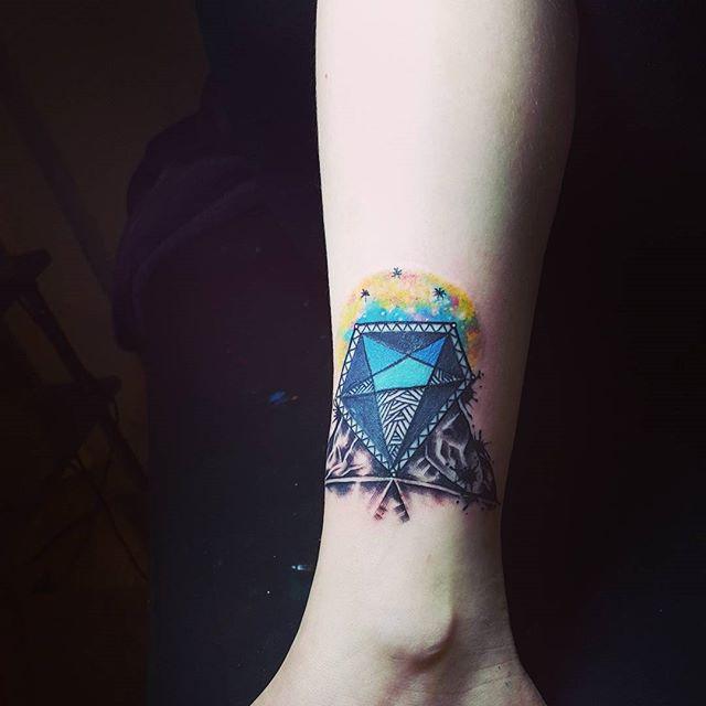 Diamant Tattoo 109