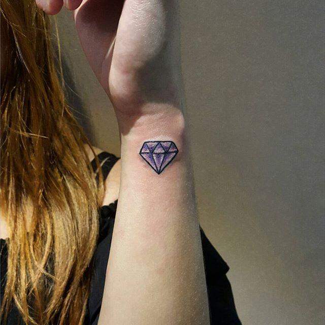 Diamant Tattoo 117