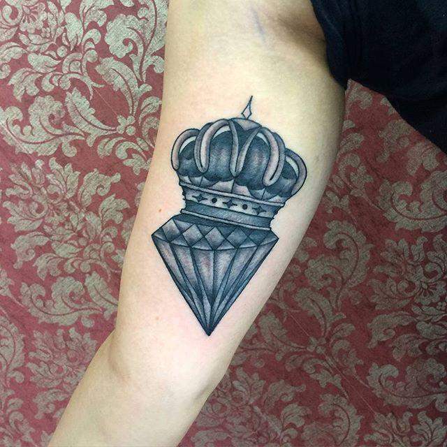 Diamant Tattoo 83