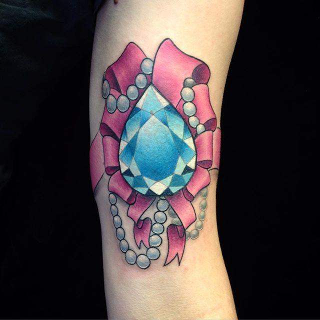 Diamant Tattoo 95