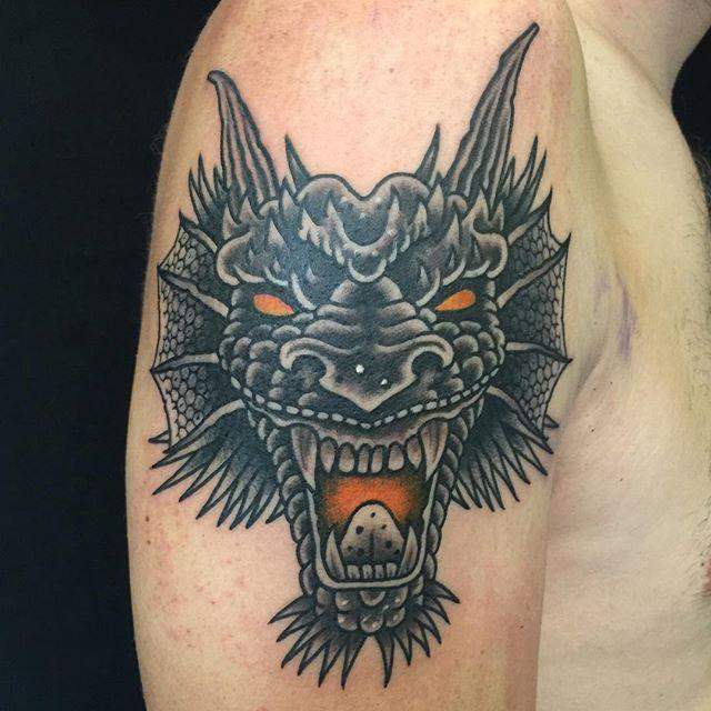 Drache Tattoo 127