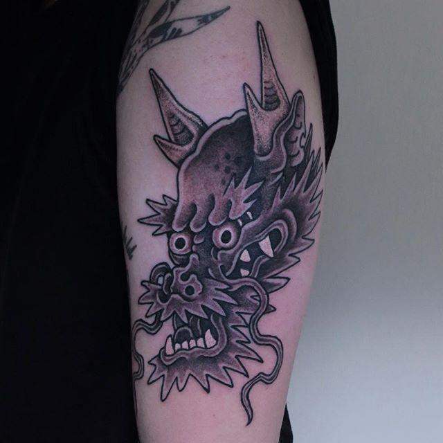 Drache Tattoo 129