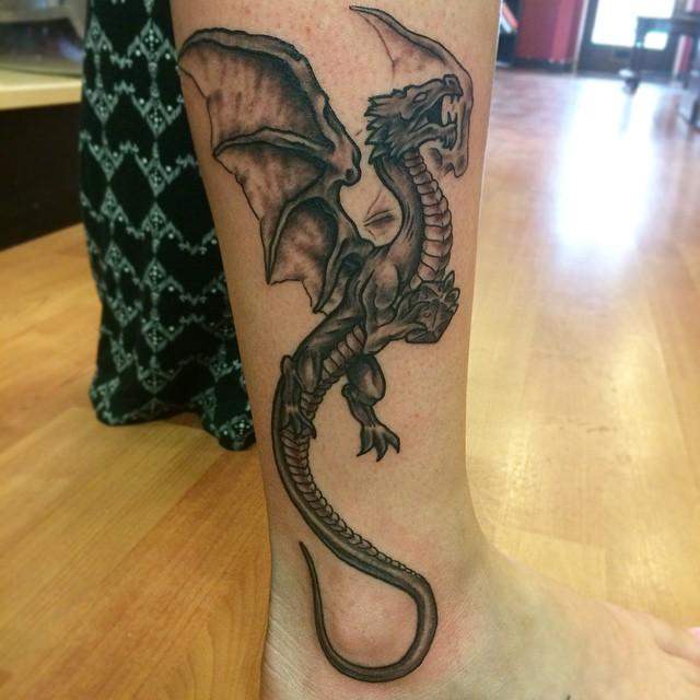 Drache Tattoo 17