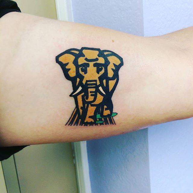 Elefant Tattoo 13