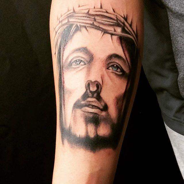 Jesus von Nazaret Tattoo 79