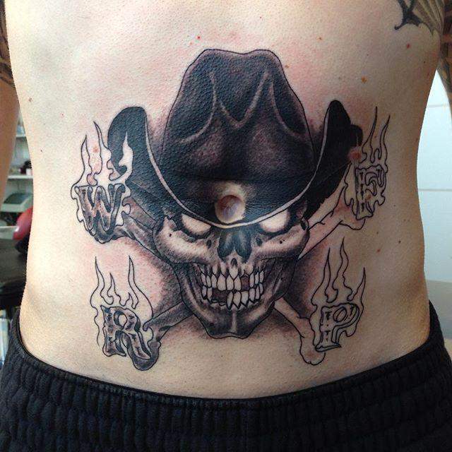 Totenkopf Tattoo 01