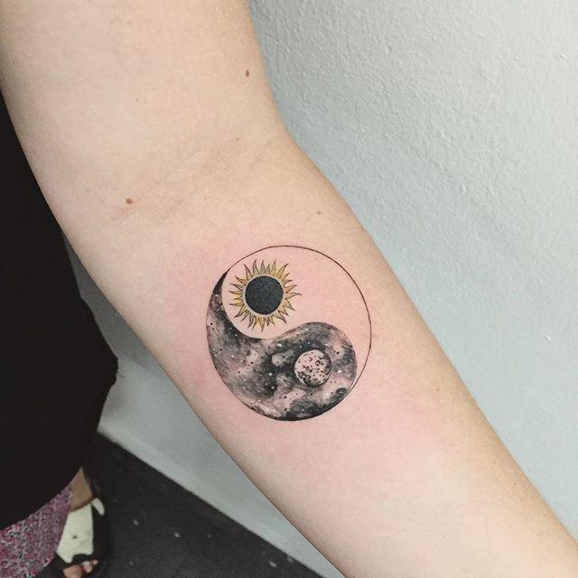 Yin und Yang Tattoo 109