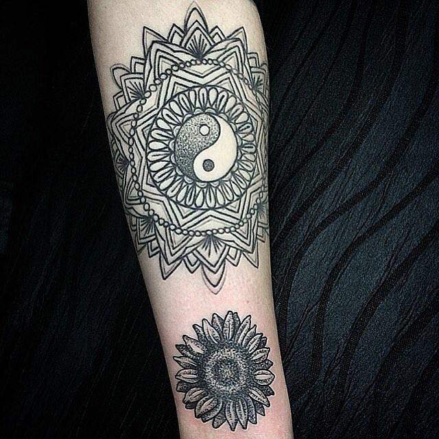 Yin und Yang Tattoo 113