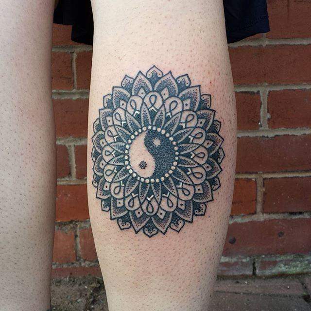 Yin und Yang Tattoo 45