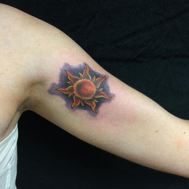 Sonne Tattoo 03