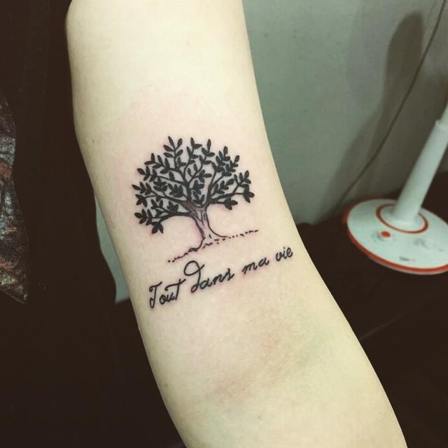 Baum Tattoo 75