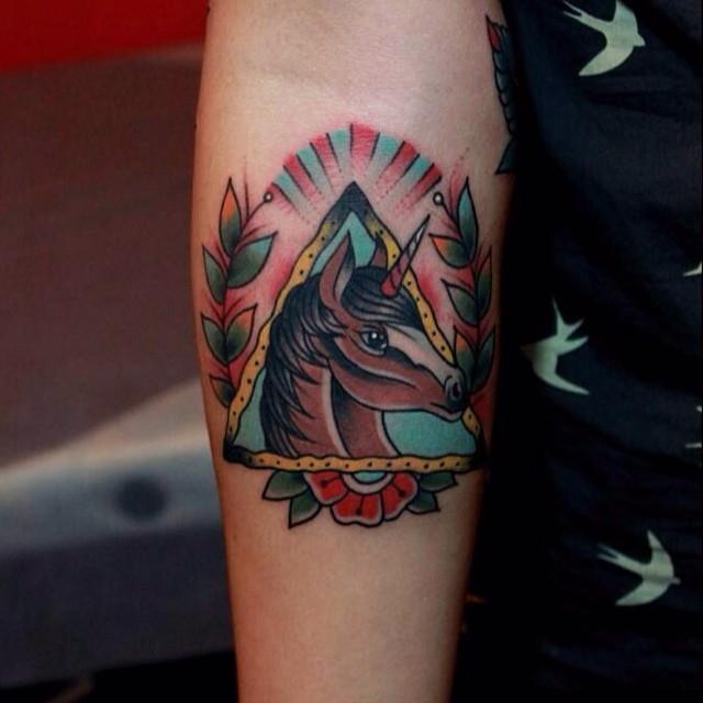 Einhorn Tattoo 15