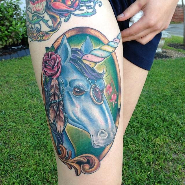 Einhorn Tattoo 23