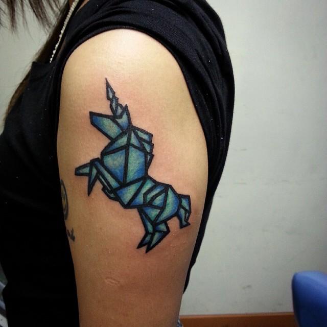 Einhorn Tattoo 71