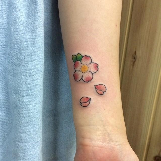 Kirschblute Tattoo 57