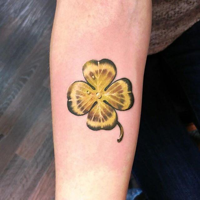 Kleeblatt Tattoo 79