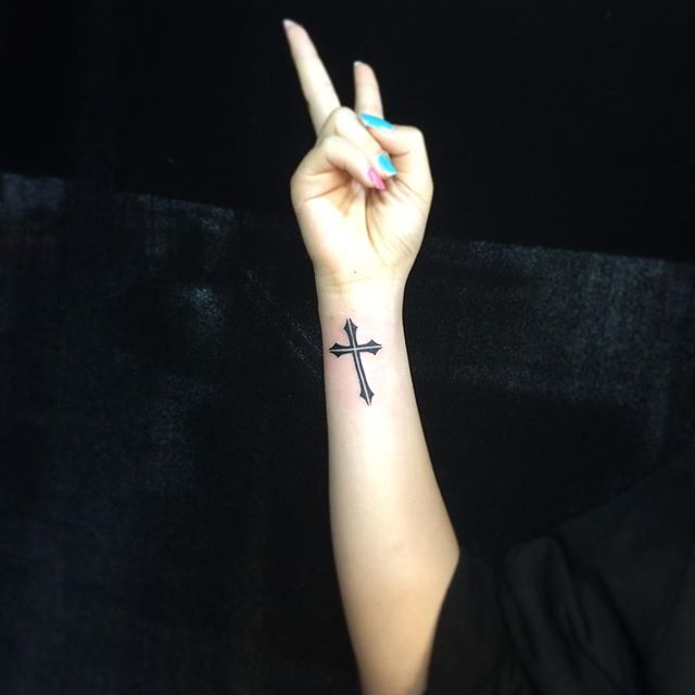 Kreuz Tattoo 03