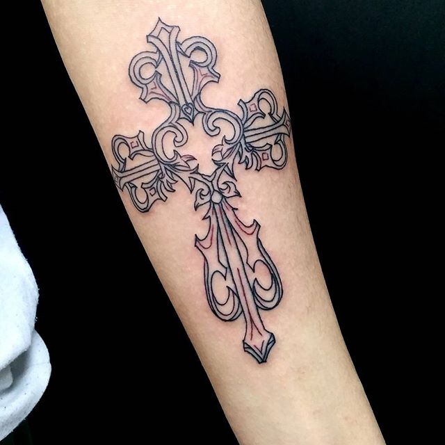 Kreuz Tattoo 45