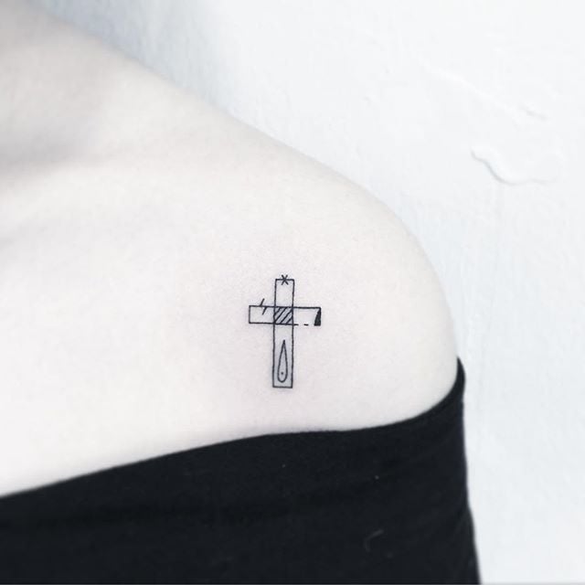 Kreuz Tattoo 49