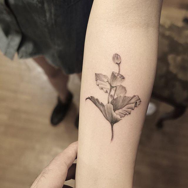 Lotusblume Tattoo 119