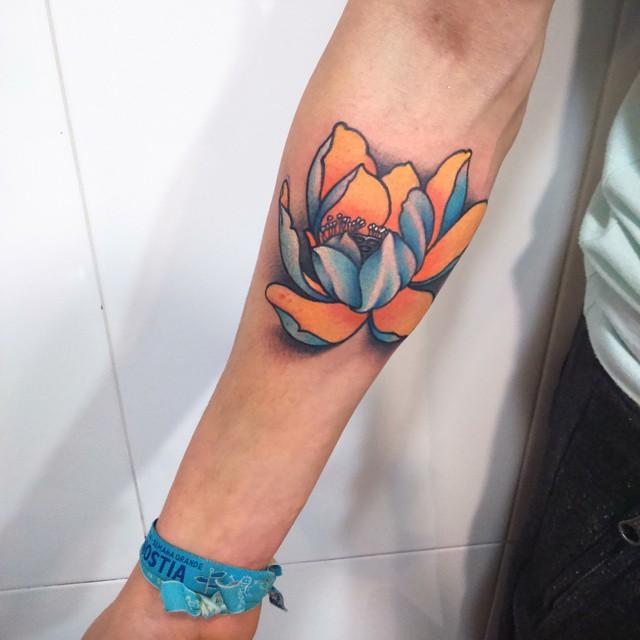 Lotusblume Tattoo 35