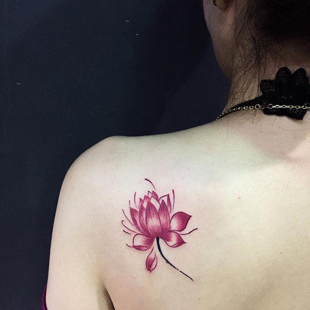 Lotusblume Tattoo 55