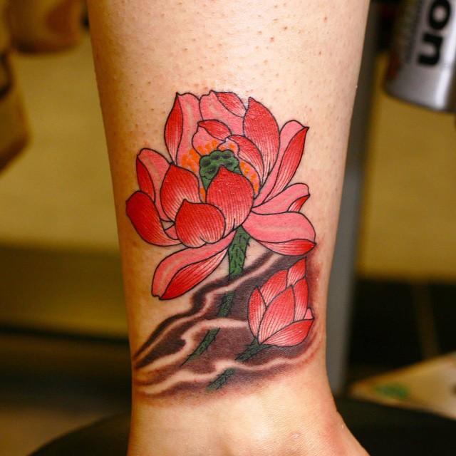 Lotusblume Tattoo 59
