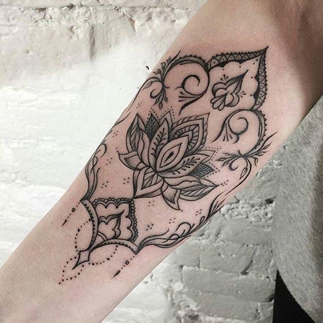 Lotusblume Tattoo 65