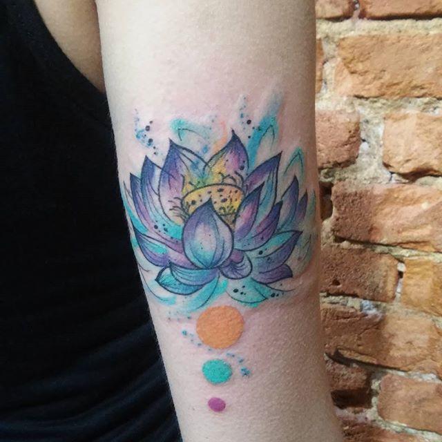 Lotusblume Tattoo 91