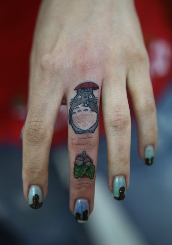 01 tattoo finger bilder