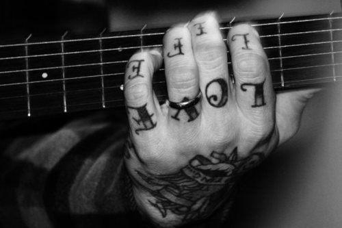 13 tattoo finger bilder