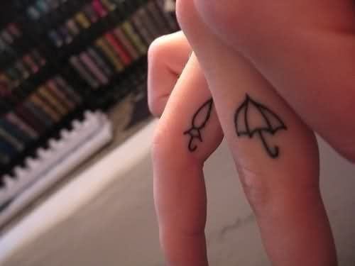 42 tattoo finger bilder