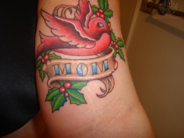 Bild mom_swallow_tattoo-10003