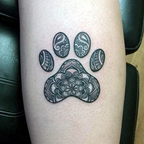 hundepfoten tattoo 179
