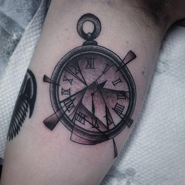 taschenuhr tattoo 561