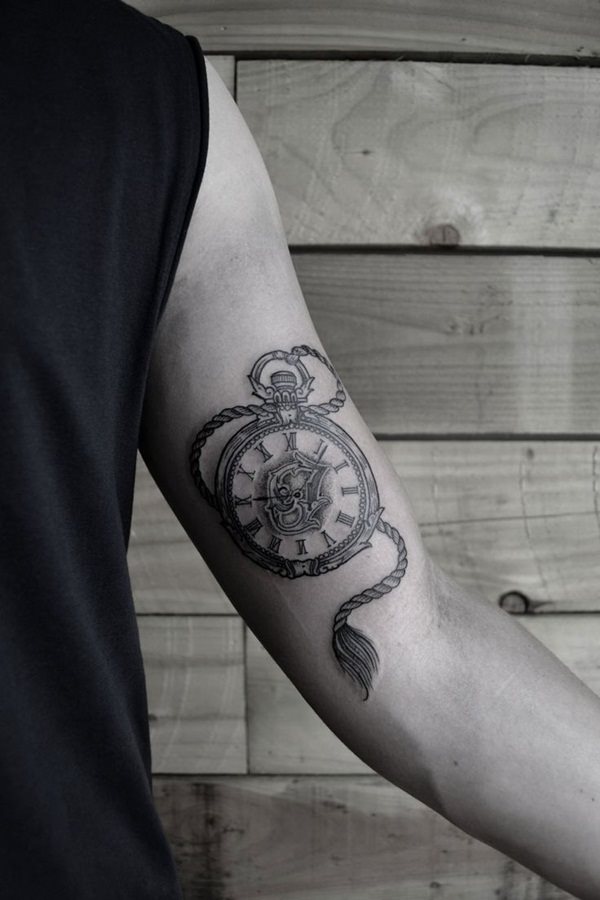 taschenuhr tattoo 569