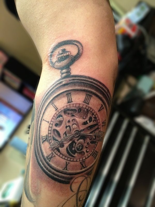 taschenuhr tattoo 601