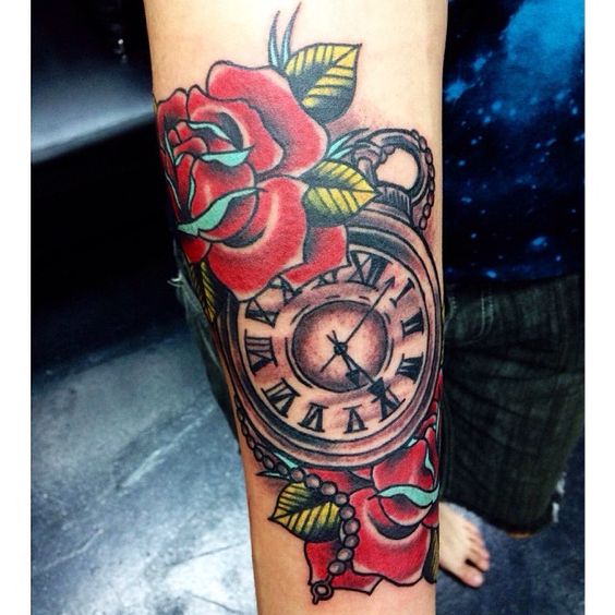 uhr tattoo 251