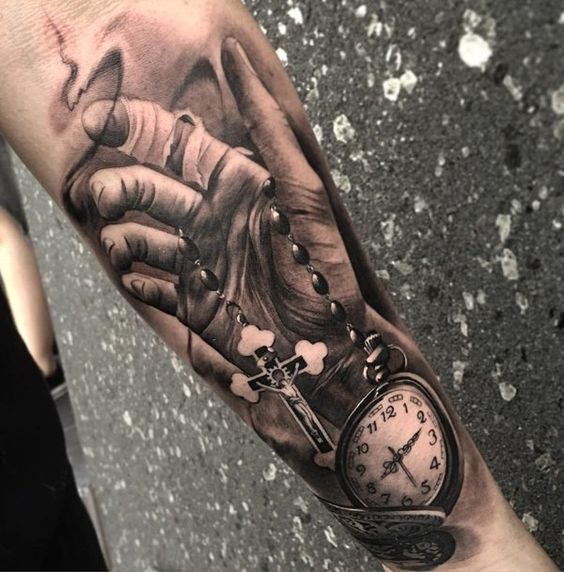 uhr tattoo 75