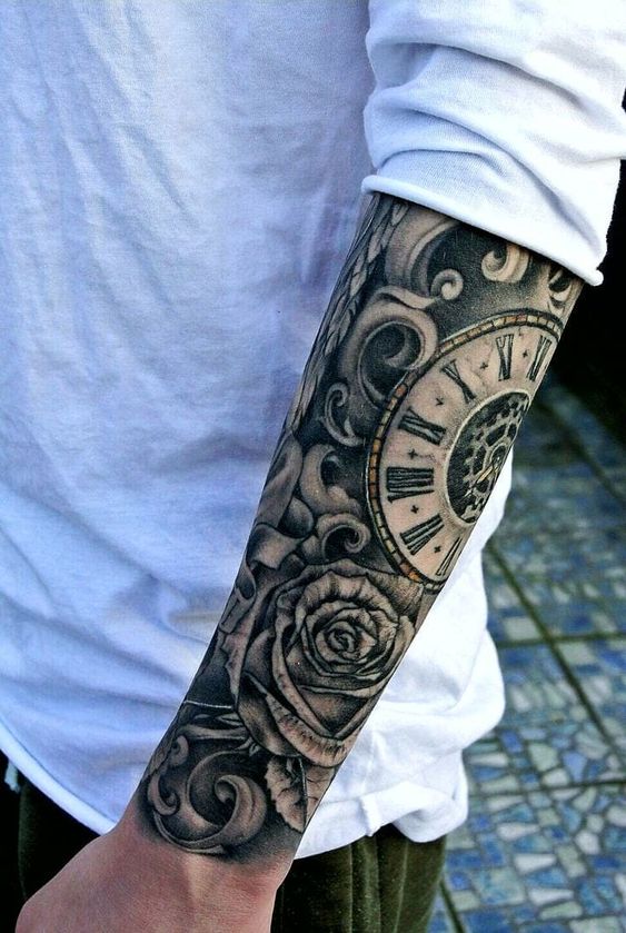 uhr tattoo 83