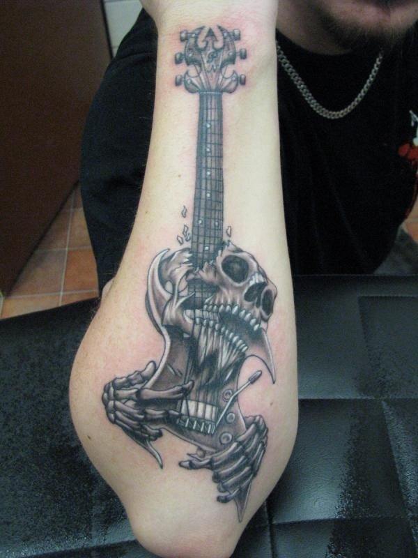 tattoo musik 169