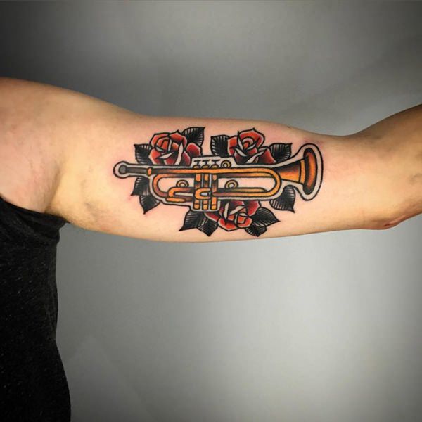 tattoo musik 884