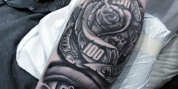 geld tattoo 72