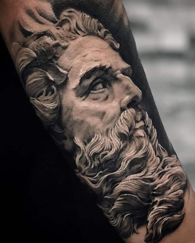 tattoo zeus 02