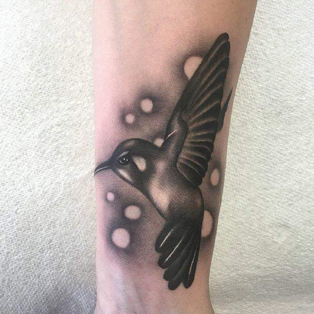 tatuaje colibri 261