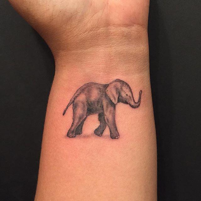 tatuaje elefantes 351
