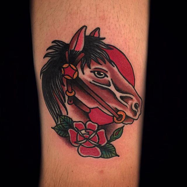 tatuaje caballo 591